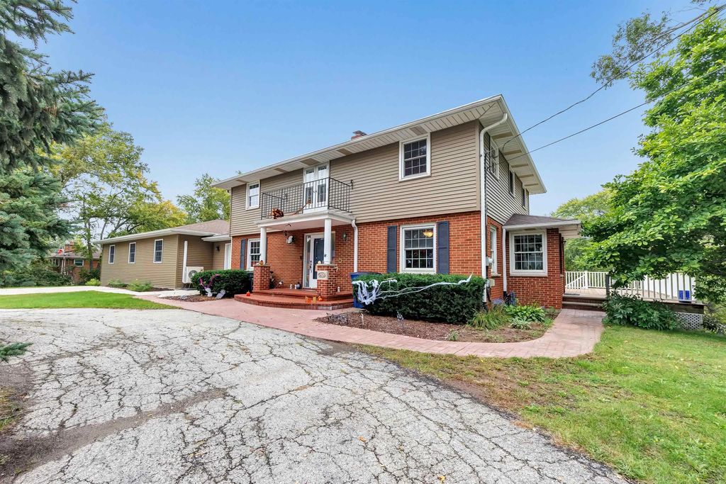 2839 S Broadway, GREEN BAY