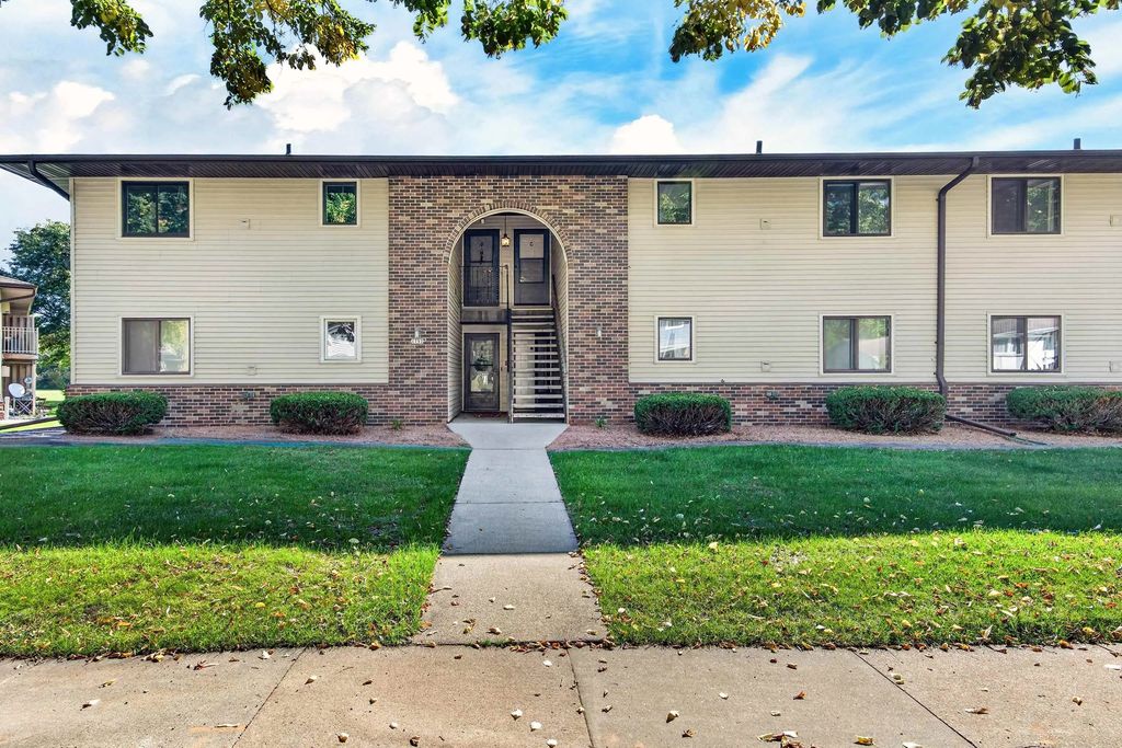 1757 Maricopa Drive C, OSHKOSH