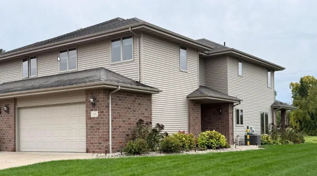 1315 Cherry Street, KAUKAUNA