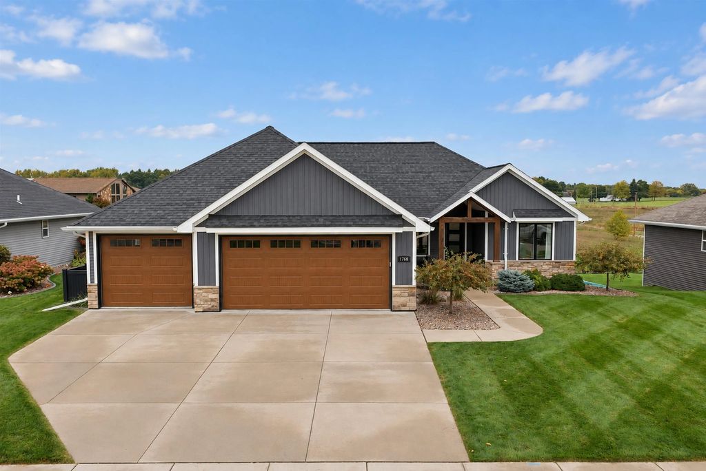 1768 Steiner Lane, GREEN BAY