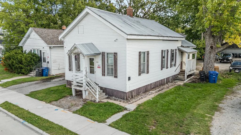 810 Mckinley Street, OSHKOSH