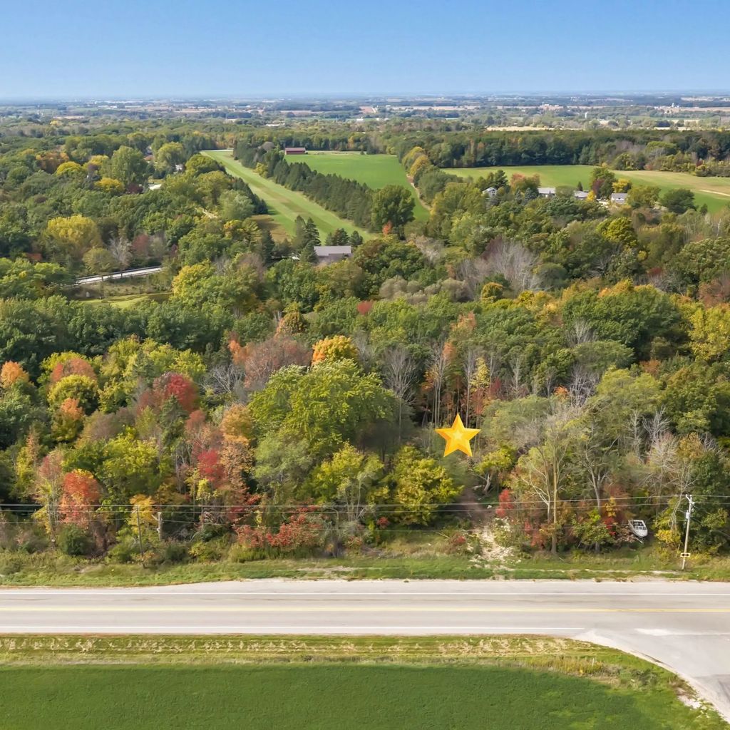 5726 Cth Pp, GREENLEAF