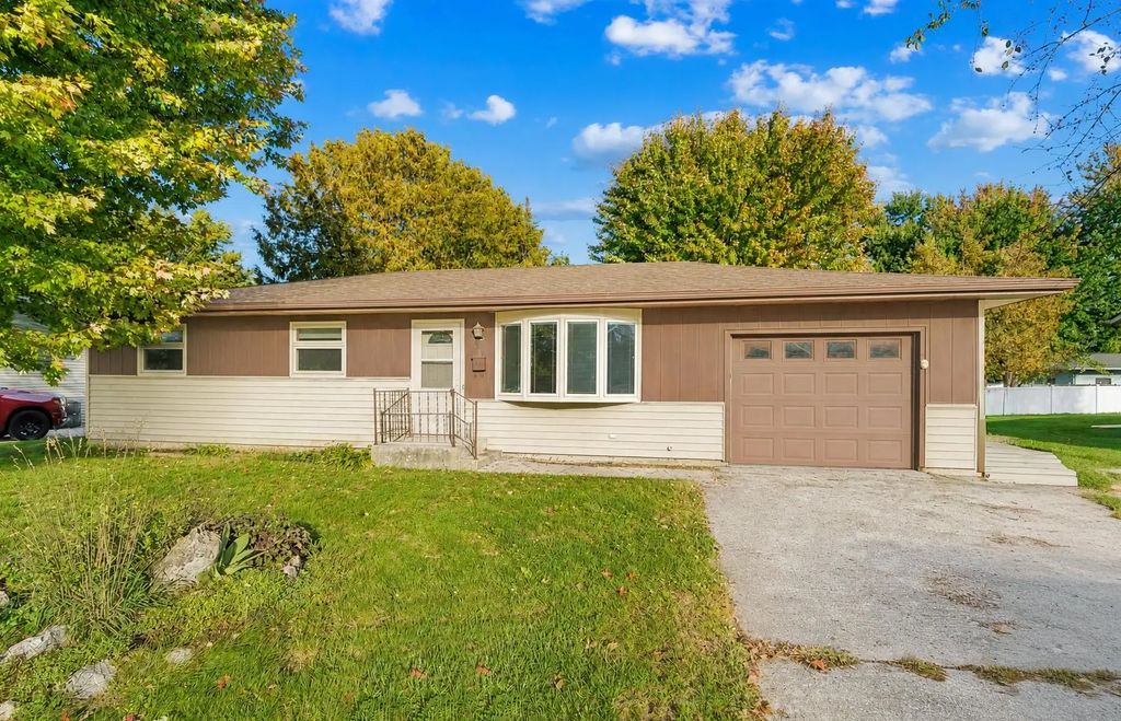 1606 Mason Street, NEW HOLSTEIN