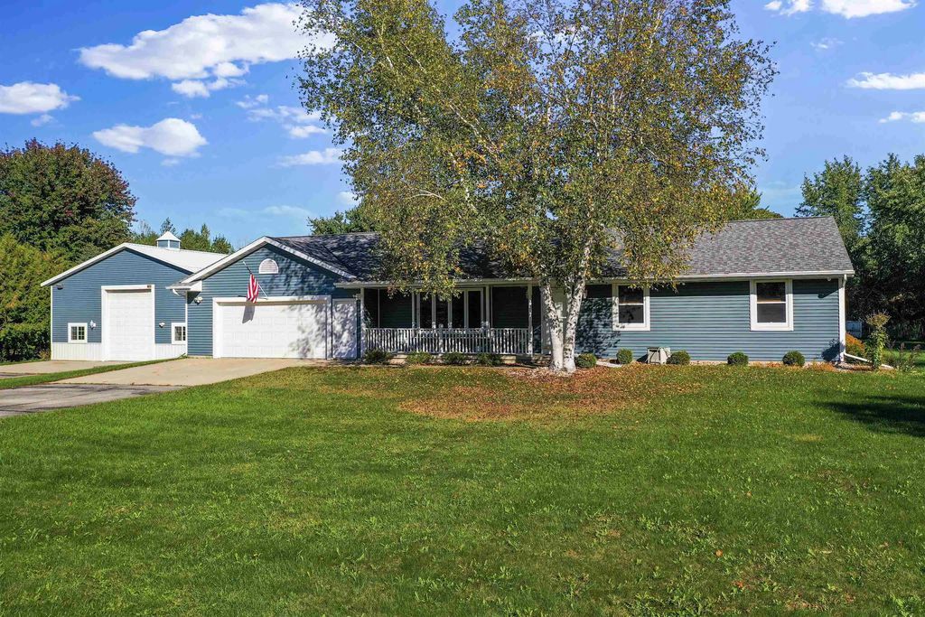 1168 County Road C, PULASKI