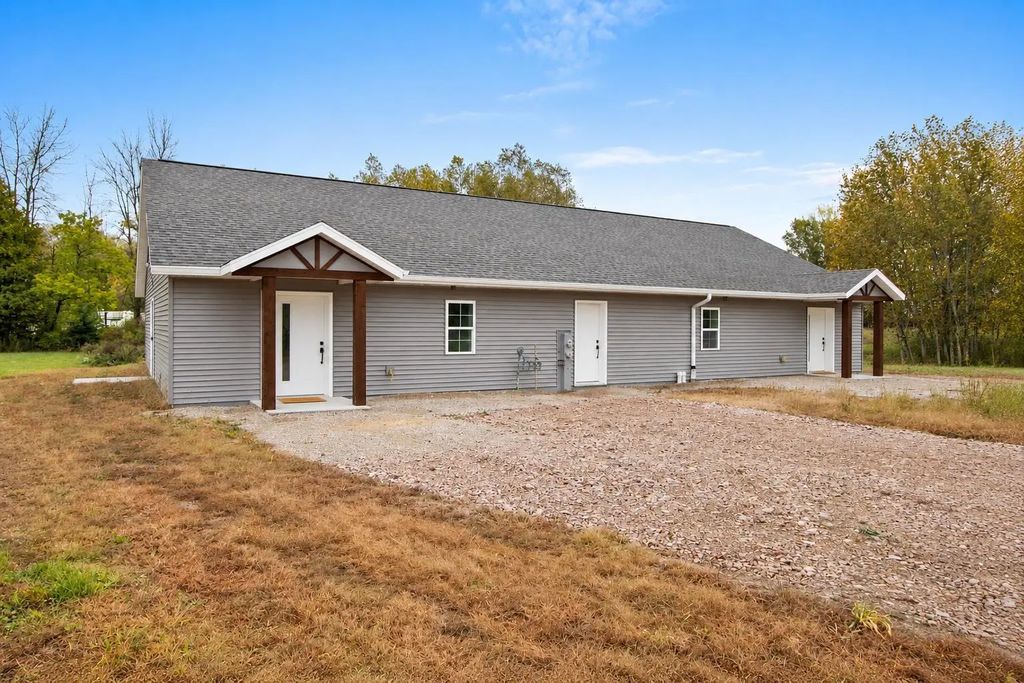 3917 County Road Cp 6, POUND