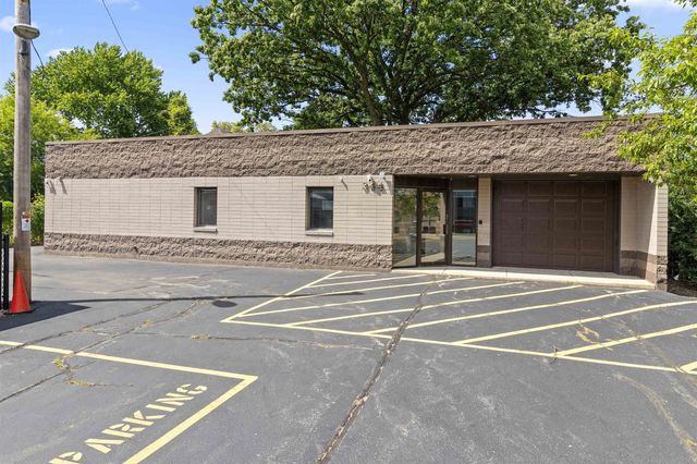 344 Chute Street, MENASHA