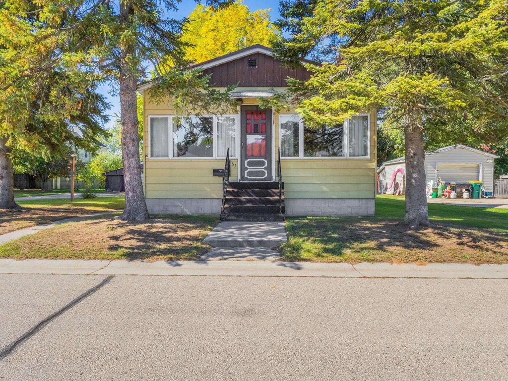 61 State Street, MARINETTE