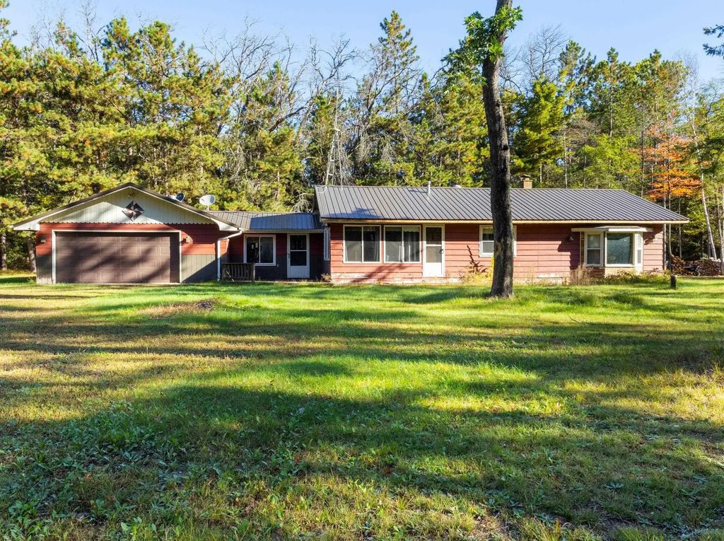 W11966 Parkway Road, CRIVITZ