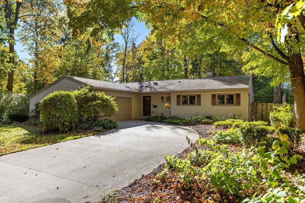 813 E Taft Avenue, APPLETON