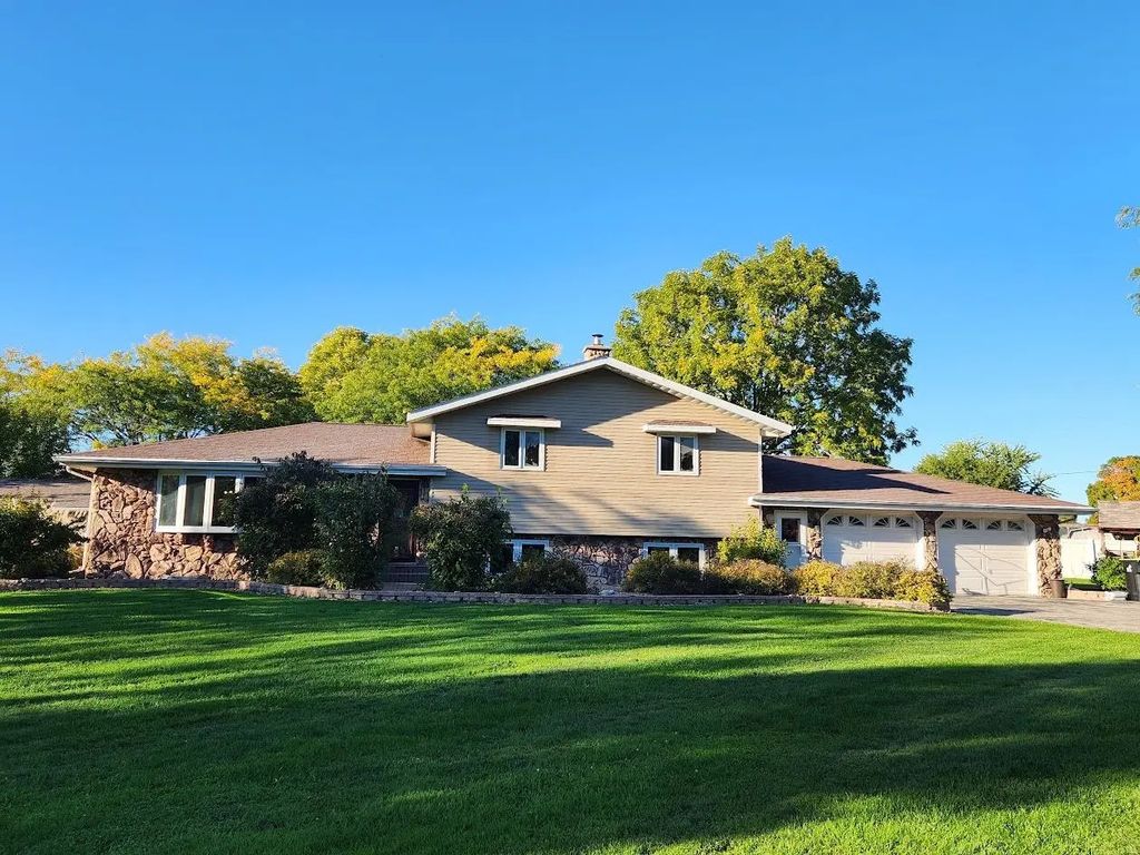276 S Elm Street, OAKFIELD