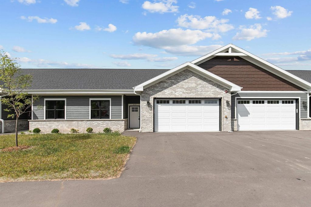 3014 Community Way, MENASHA