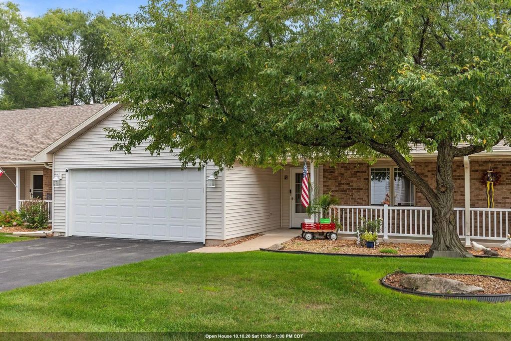 2770 Havenwood Drive B, OSHKOSH