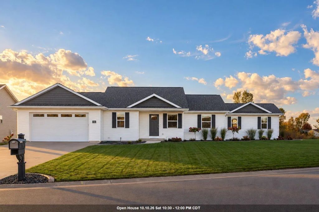 N1761 Baileys Harbor Court, GREENVILLE