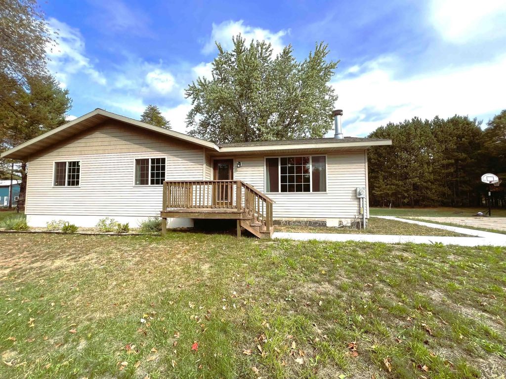 N2616 Roosevelt Road, MARINETTE