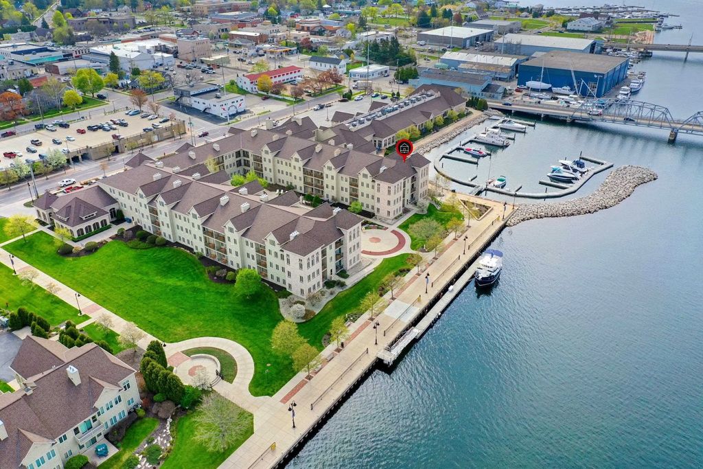 107 N 1st Avenue, STURGEON BAY