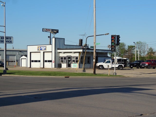 1108 Main Street, NEENAH