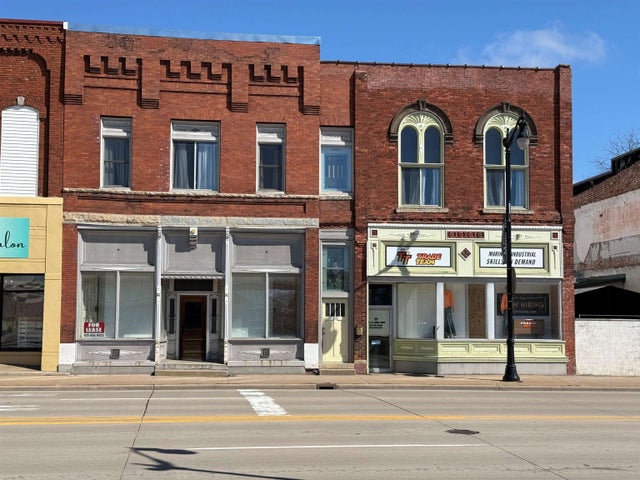 2118 Hall Avenue, MARINETTE