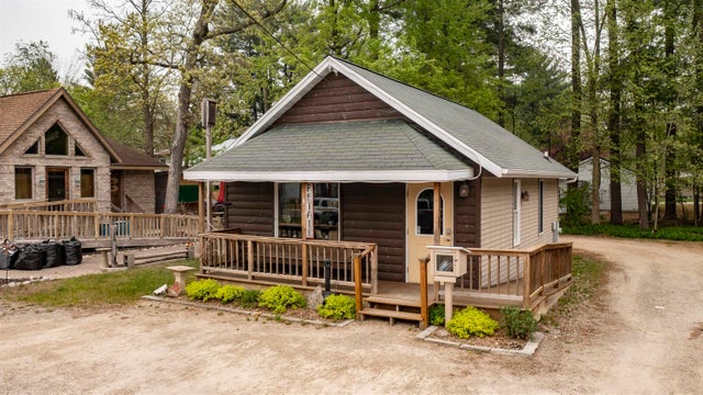 N2736 County Road Qq, WAUPACA