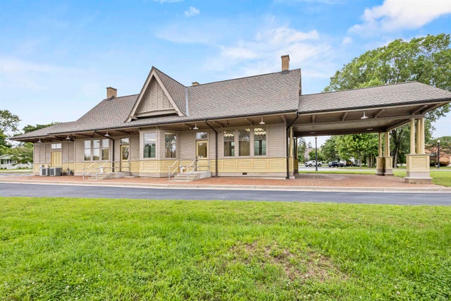 650 Hattie Street, MARINETTE