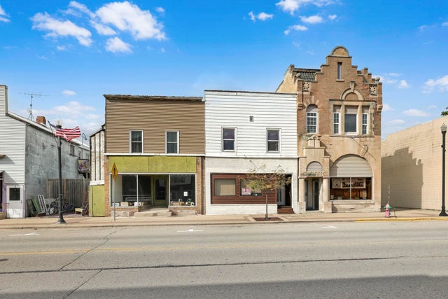 114 E Main Street, WEYAUWEGA