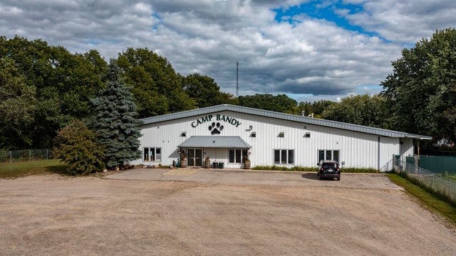 9376 Lake Emily Road, Amherst Junction