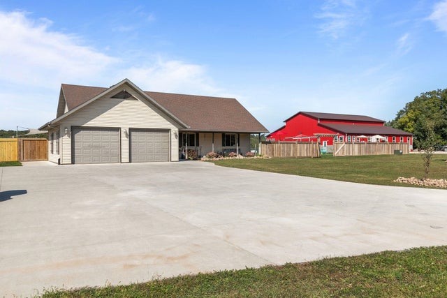 E1256 Johnson Road, IOLA