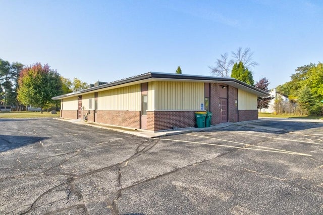 700 Owena Street, MARINETTE