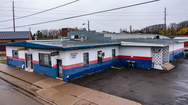 408 Oak Street, WAUPACA