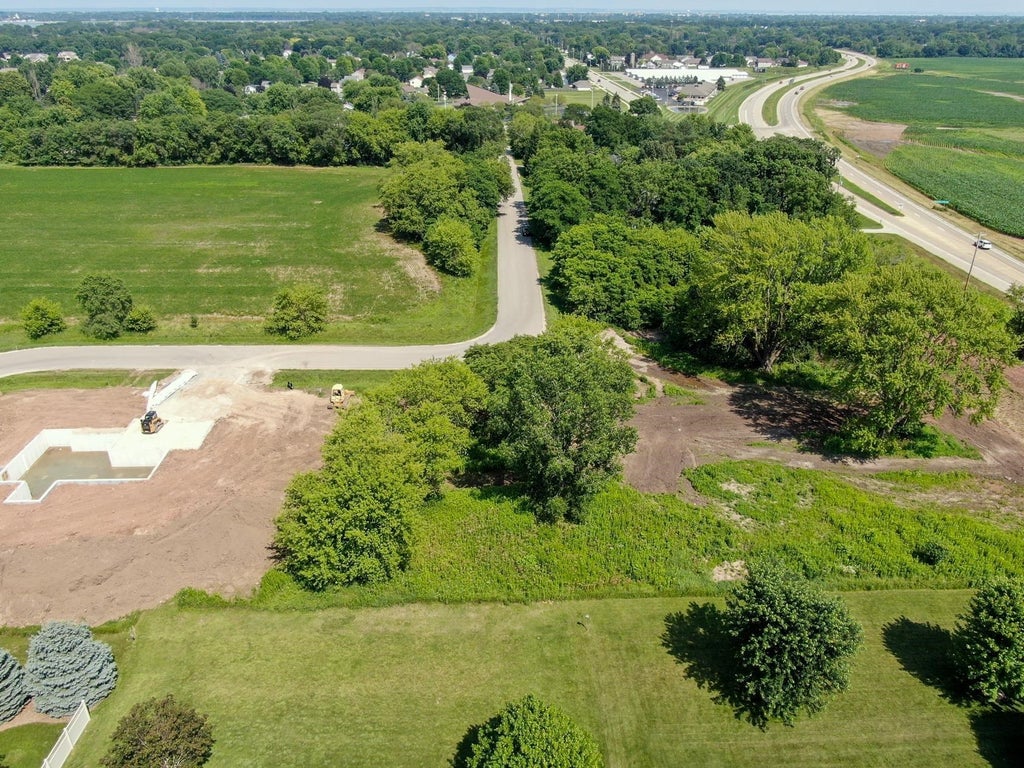 Pierce Lane 3, OSHKOSH