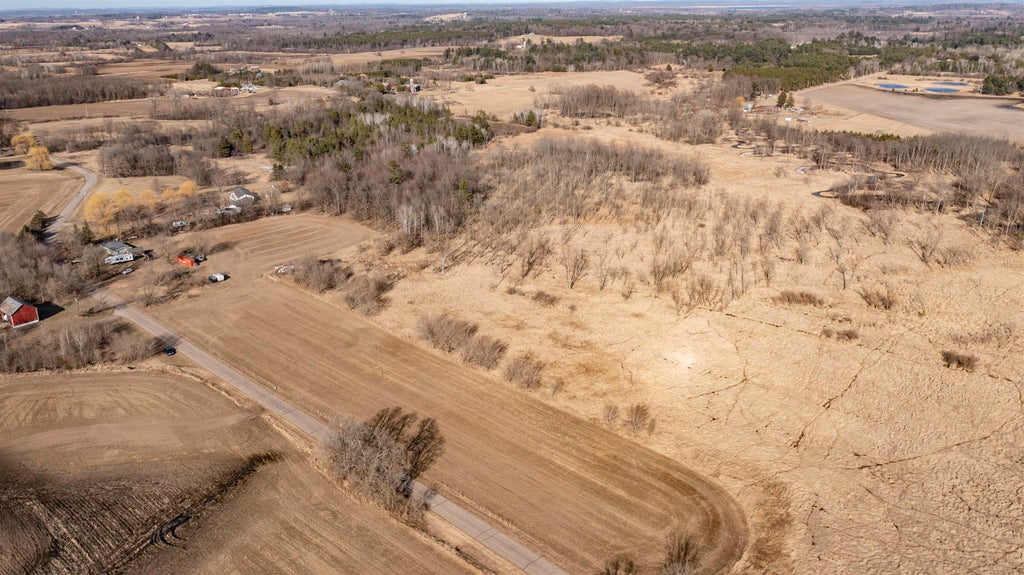 Clarks Mill Road, WEYAUWEGA