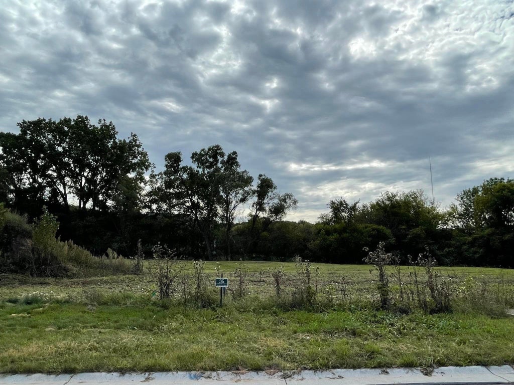 1756 Bobby Jones Drive 36, DE PERE