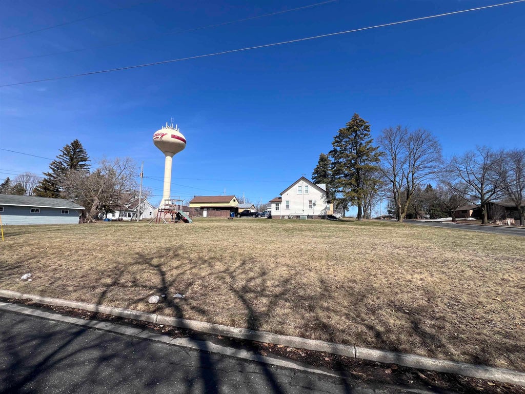 618 Oak Street, LUXEMBURG