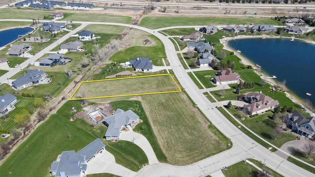 436 N Country Lane 80, FOND DU LAC