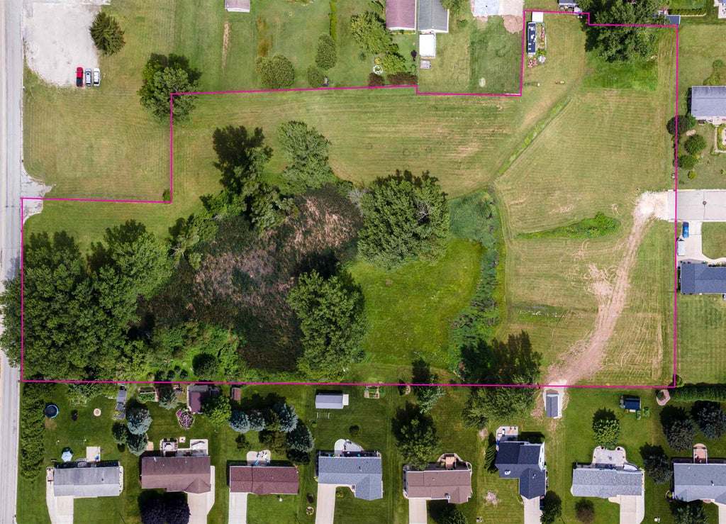 E Menasha Avenue 35, WHITELAW