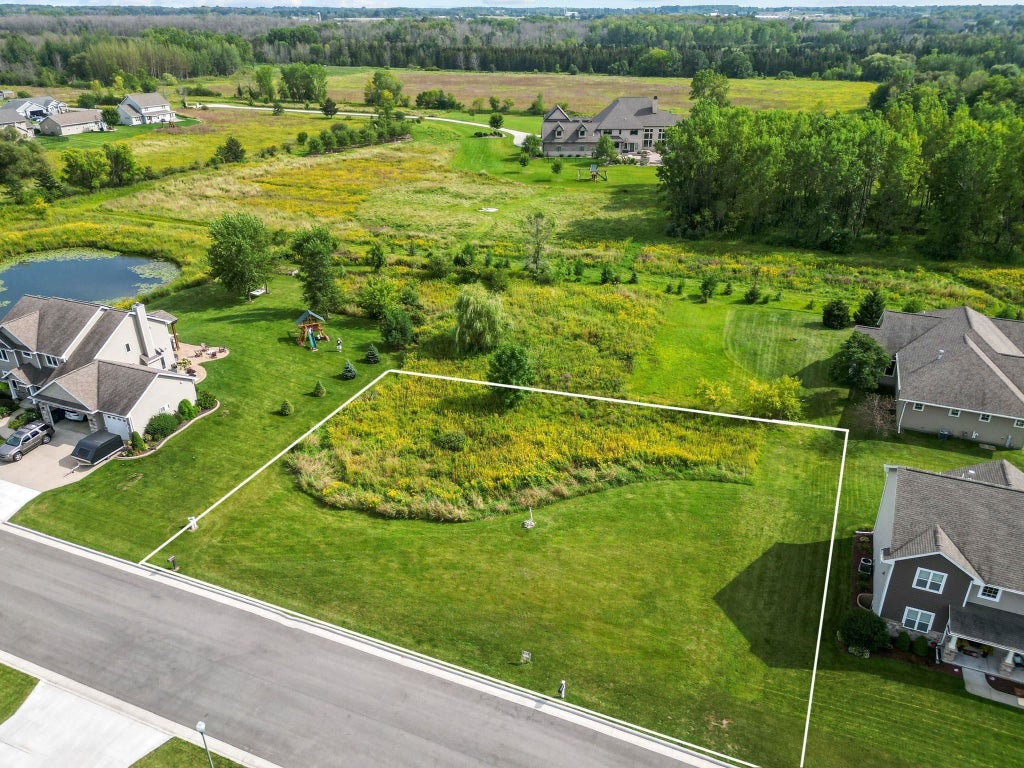 1468 Plains Avenue, NEENAH