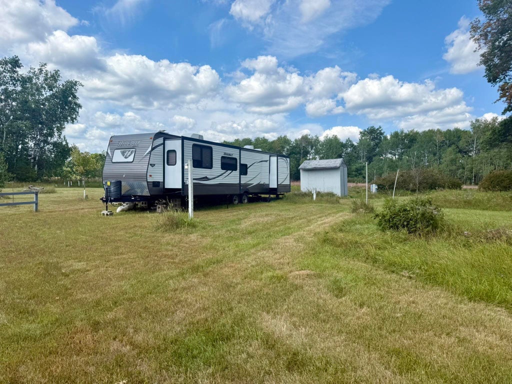 Deer Lake Road 3, CRIVITZ