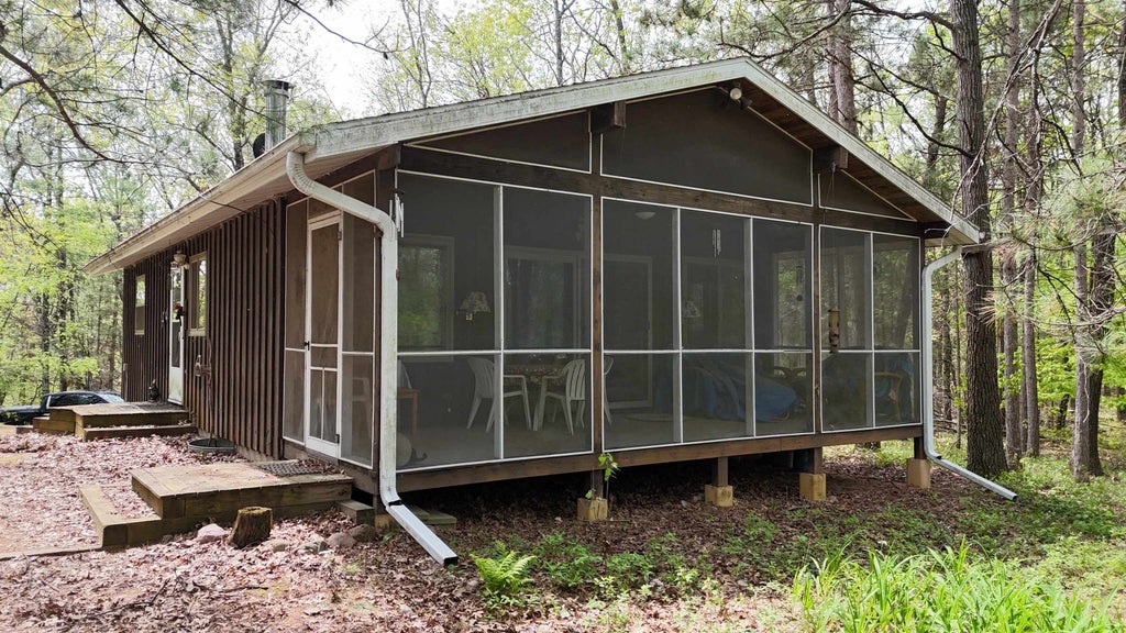 W1829 Broken Bow Road, KESHENA