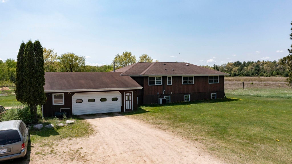 E4347 East Gate Drive, WAUPACA