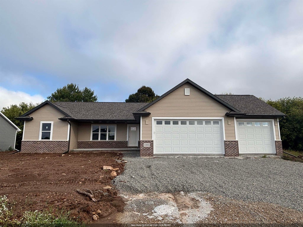 N1893 Medina Drive, GREENVILLE