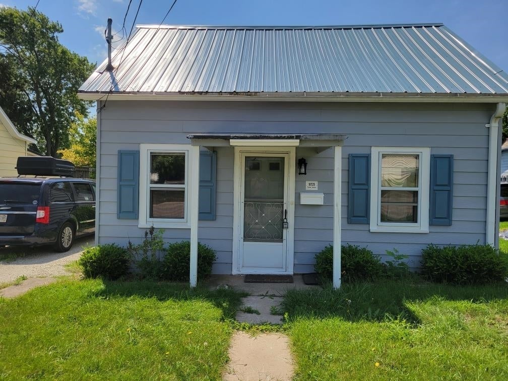 9721 Park Court, STURTEVANT