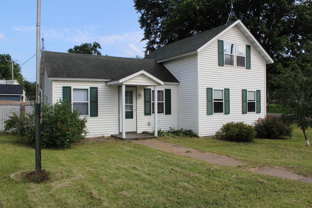 575 Main Street, WILD ROSE