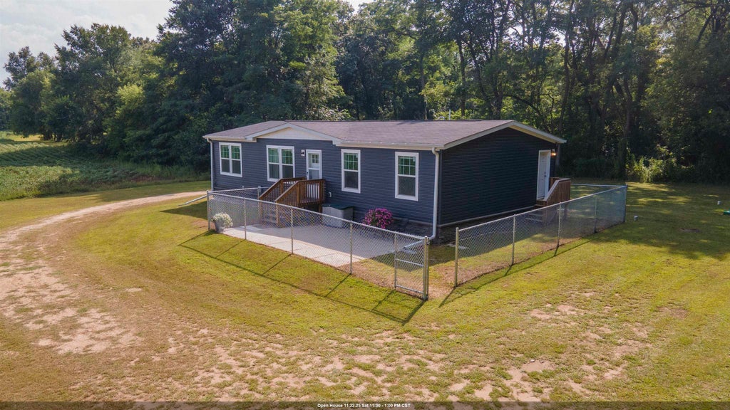 626 N Semrow Road, COLOMA