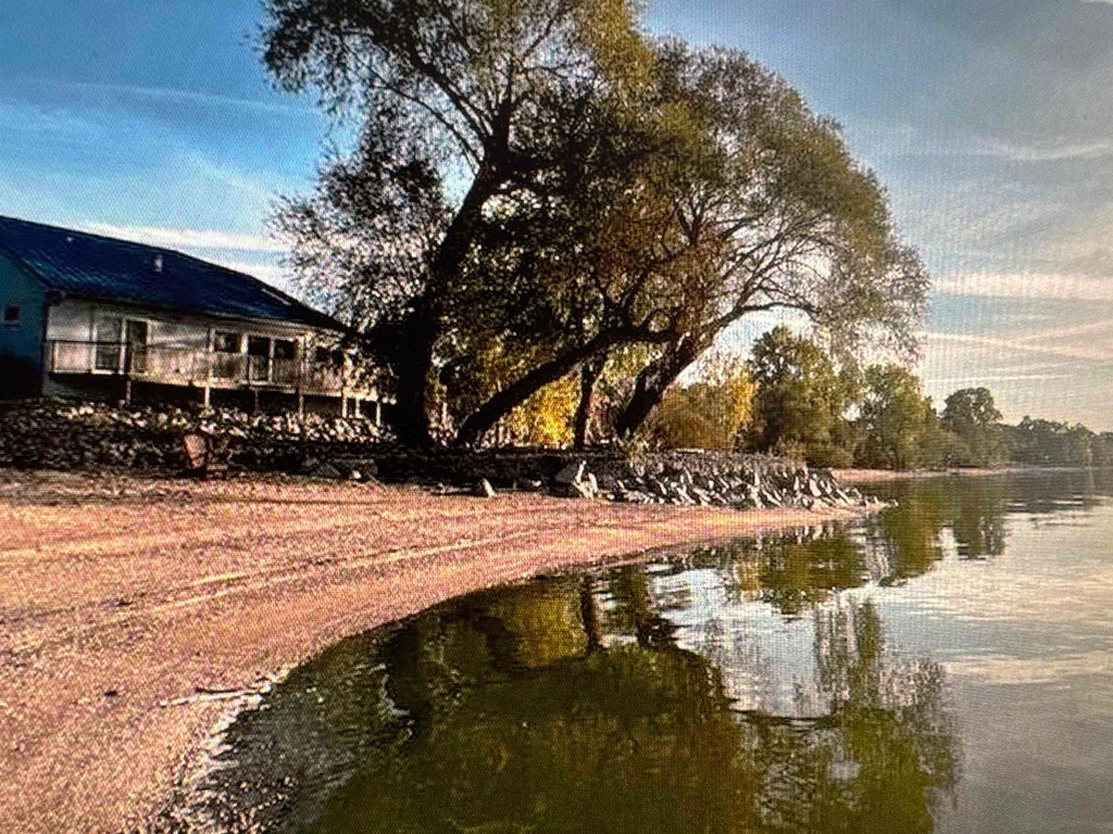 4061 Nicolet Road, GREEN BAY