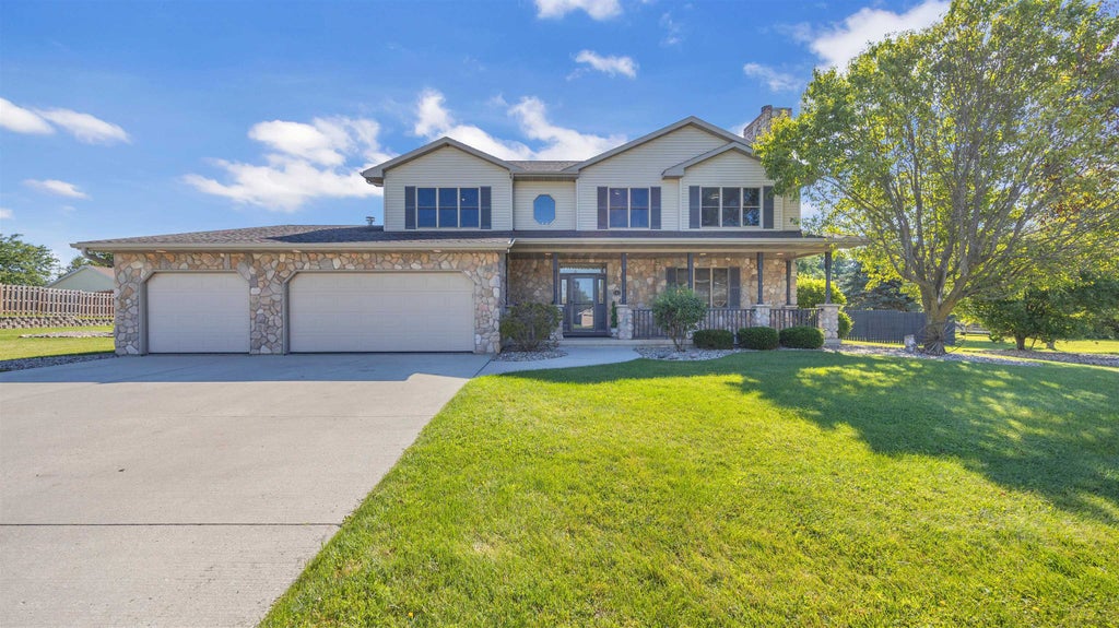 242 Kiesner Drive, CHILTON