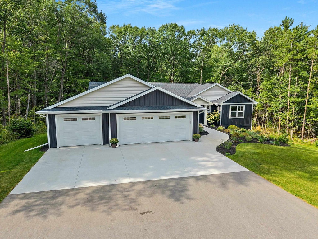5880 Wintergreen Road, OCONTO