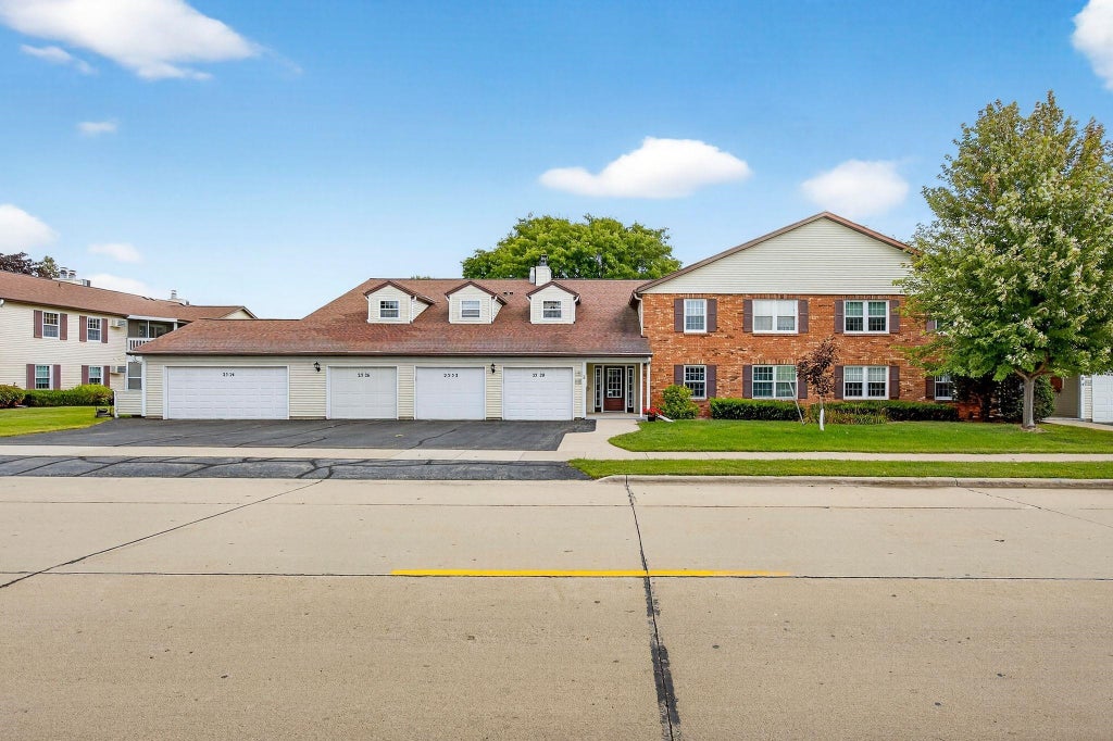 2324 Wisconsin Street, OSHKOSH