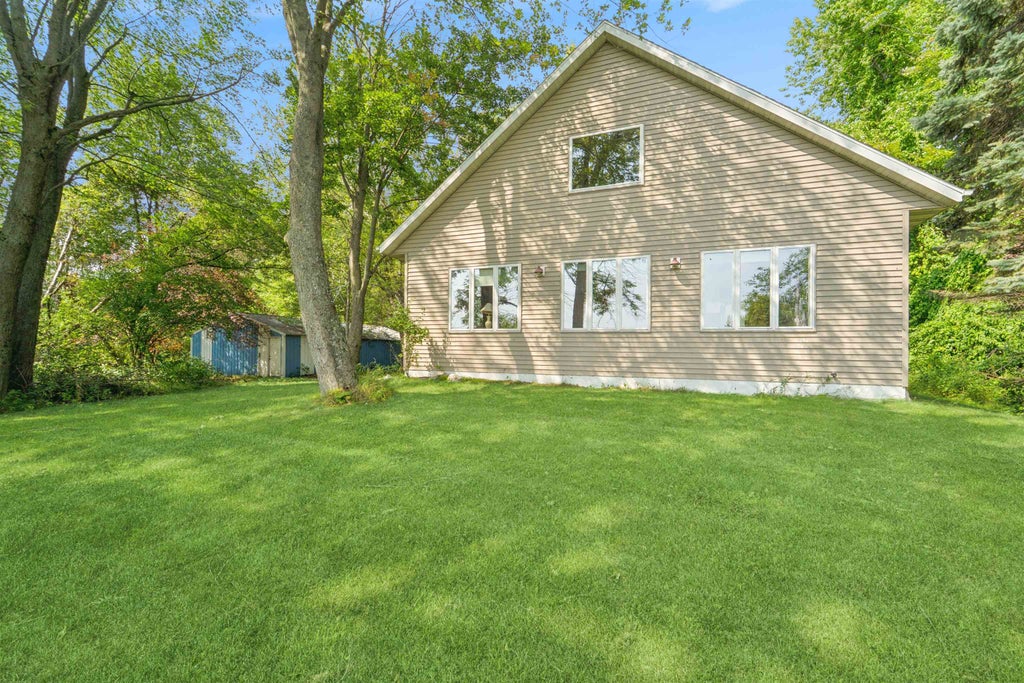 4472 Oakland Lane, OCONTO