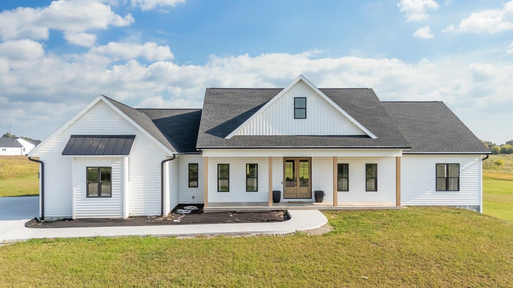 5326 Everbreeze Drive, WINNECONNE