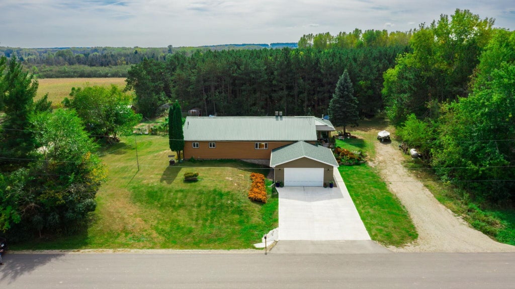 E6041 Evanswood Road, WEYAUWEGA