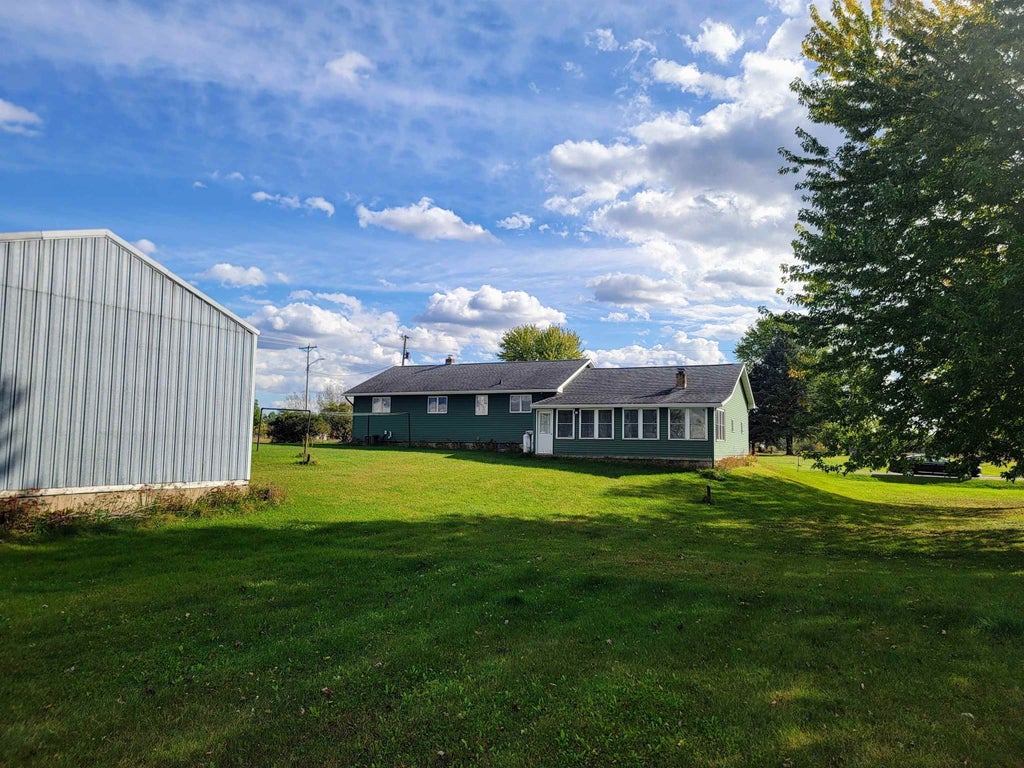 E6094 County Yard Road, MANAWA